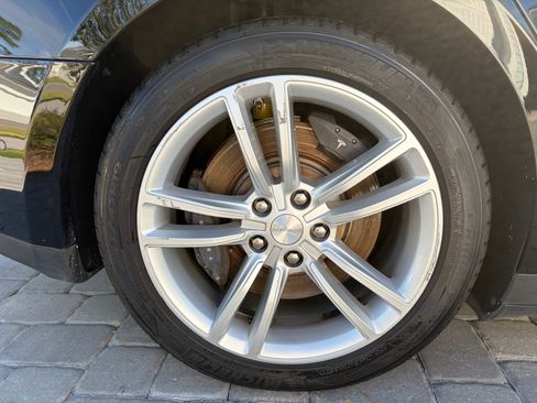 Used 2014 Tesla Model S image 9