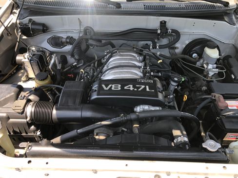 Used 2001 Toyota Sequoia Limited AWD/4WD image 18