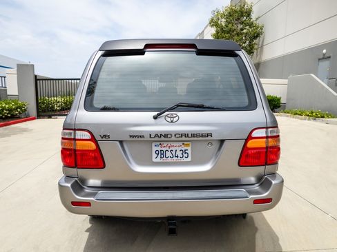Used 2001 Toyota Land Cruiser image 14