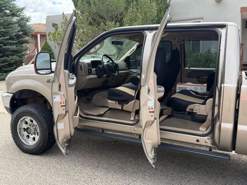 Used 2004 Ford F250 XLT AWD/4WD image 5