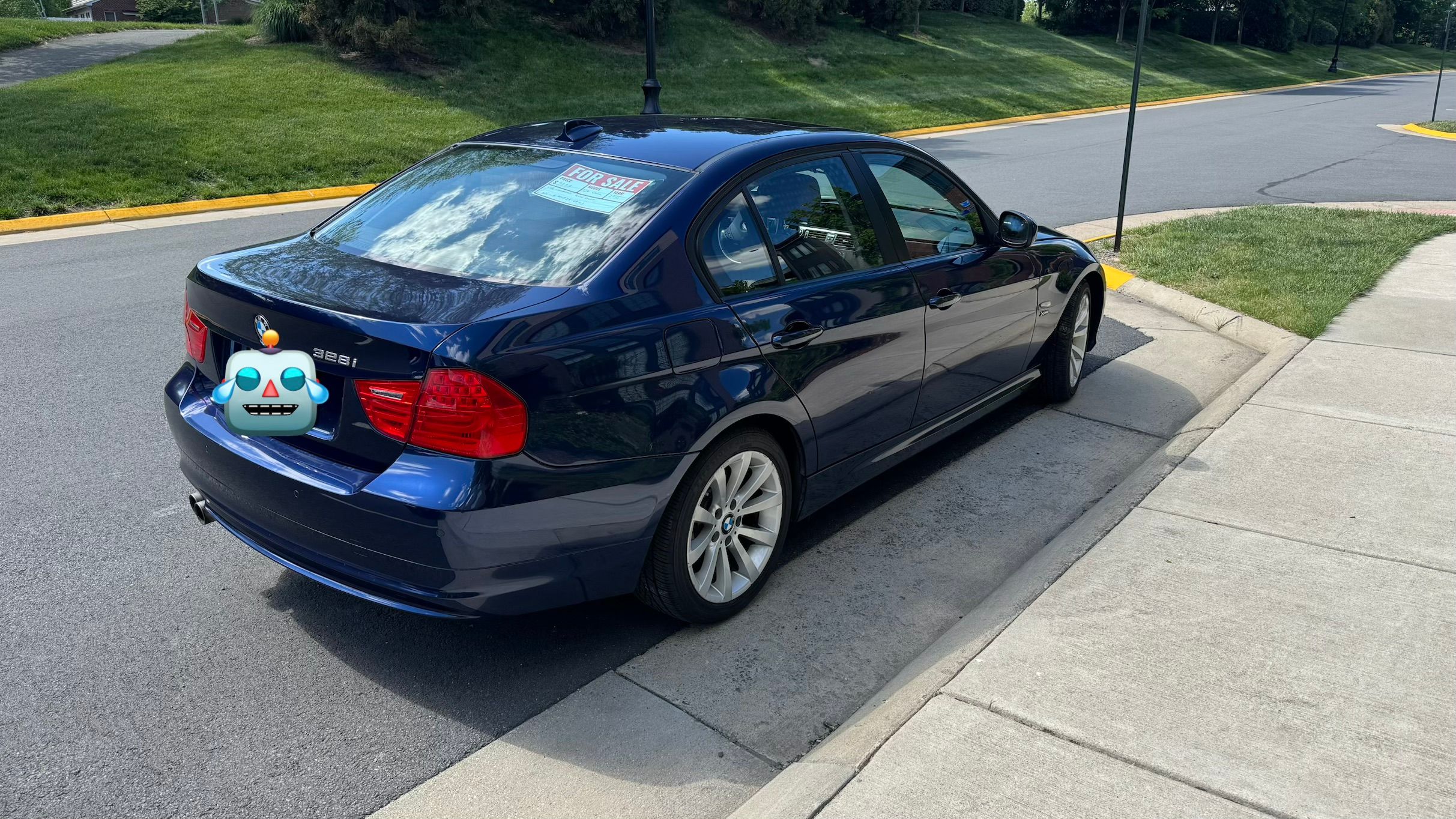 Used 2011 BMW 328i xDrive Sedan AWD/4WD image 5