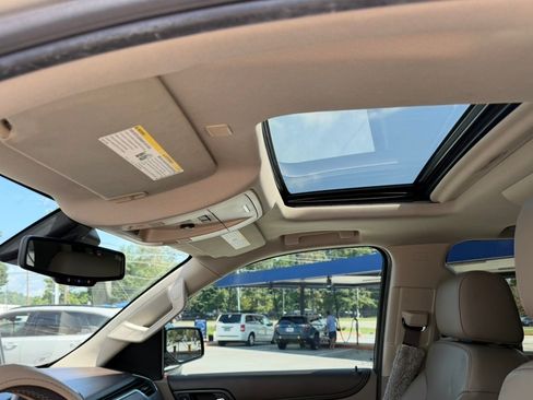 Used 2017 Chevrolet Tahoe LT AWD/4WD image 6