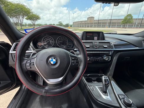 Used 2018 BMW 330i Sedan RWD image 18