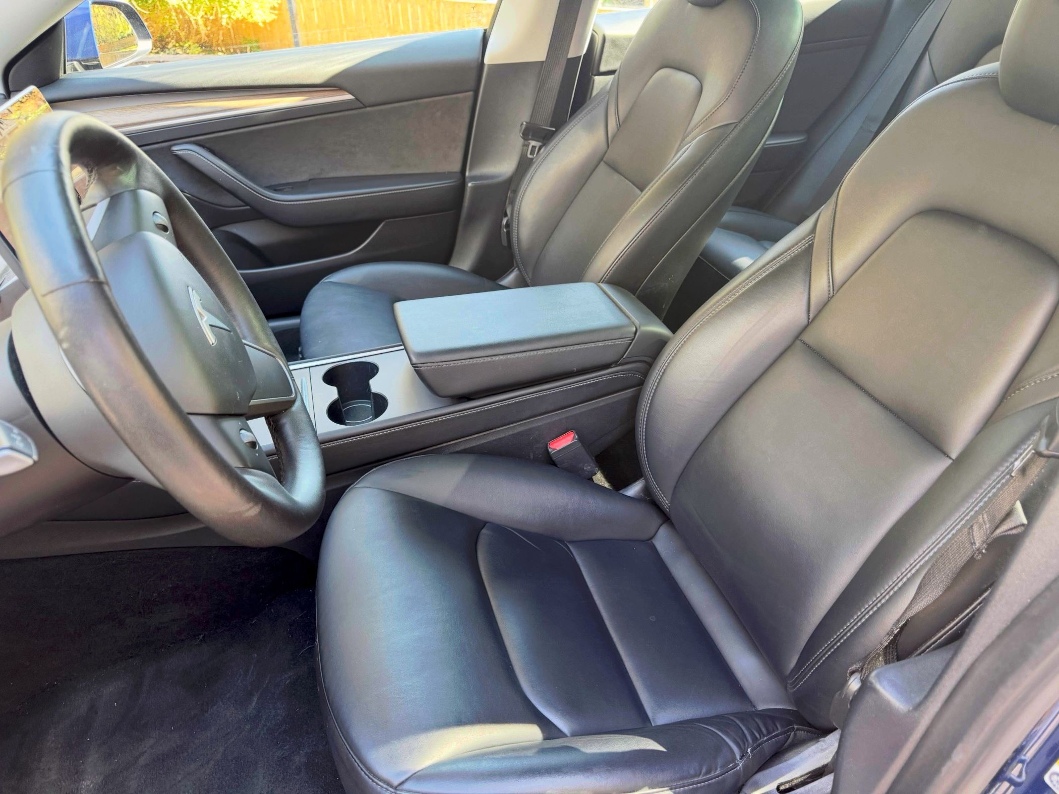 Used 2022 Tesla Model 3 Standard Range RWD image 9