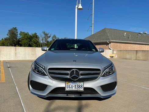 Used 2017 Mercedes-Benz C 300 4MATIC Sedan image 5