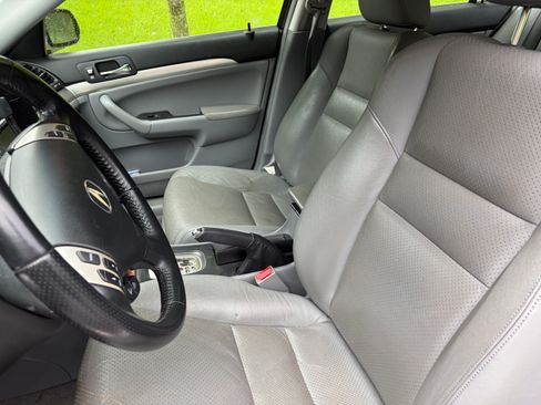 Used 2007 Acura TSX w/ Navigation FWD image 8