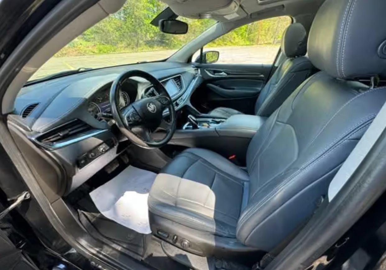Used 2021 Buick Enclave Essence w/ Sport Touring Edition AWD/4WD image 8