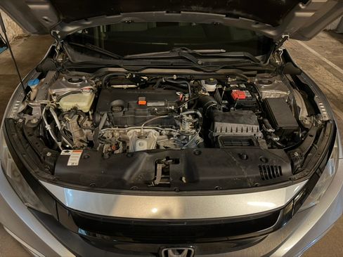 Used 2019 Honda Civic LX image 16