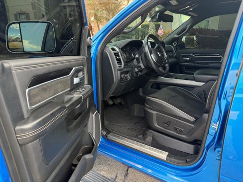 Used 2020 RAM 2500 Laramie image 9