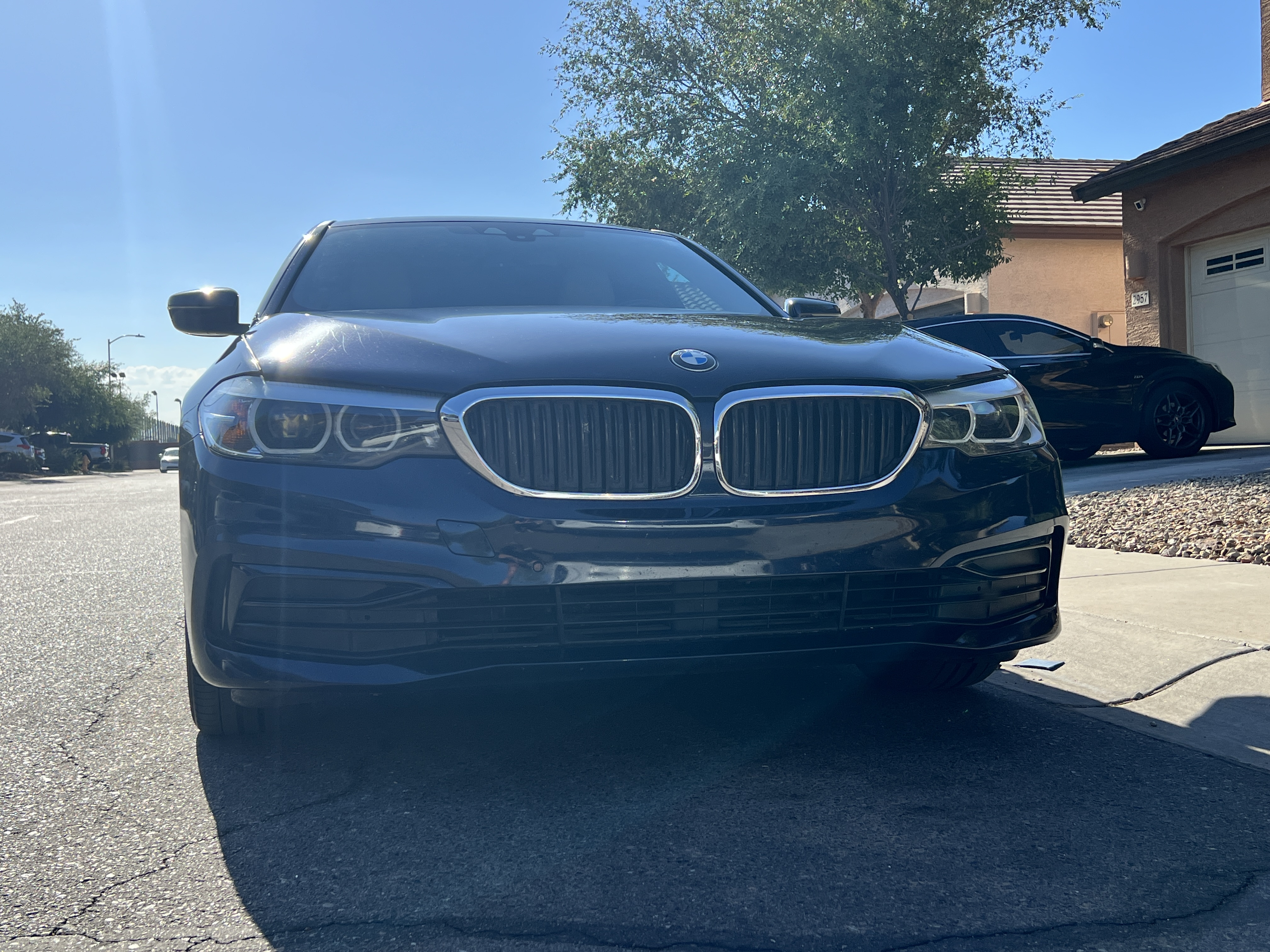 Used 2019 BMW 530i RWD image 1
