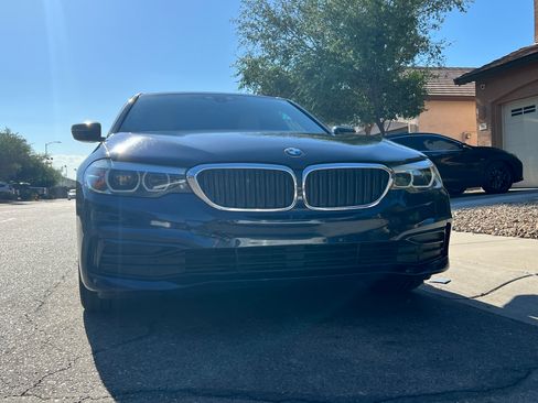 Used 2019 BMW 530i RWD image 1