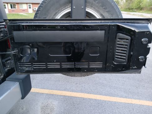 Used 2014 Jeep Wrangler Sport AWD/4WD image 28