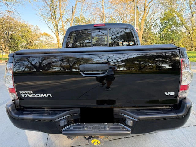 Used 2013 Toyota Tacoma 4x4 Double Cab w/ TRD Sport Pkg image 10