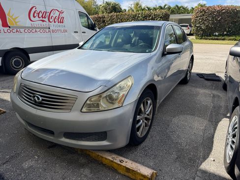 Used 2009 INFINITI G37 x Sedan image 6