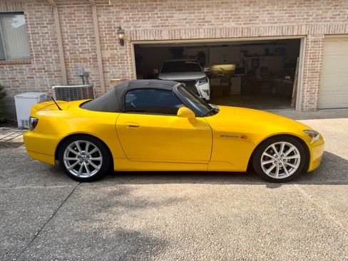 Used 2006 Honda S2000 image 26