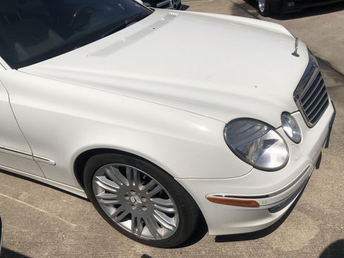 Used 2007 Mercedes-Benz E 350 Sedan image 10