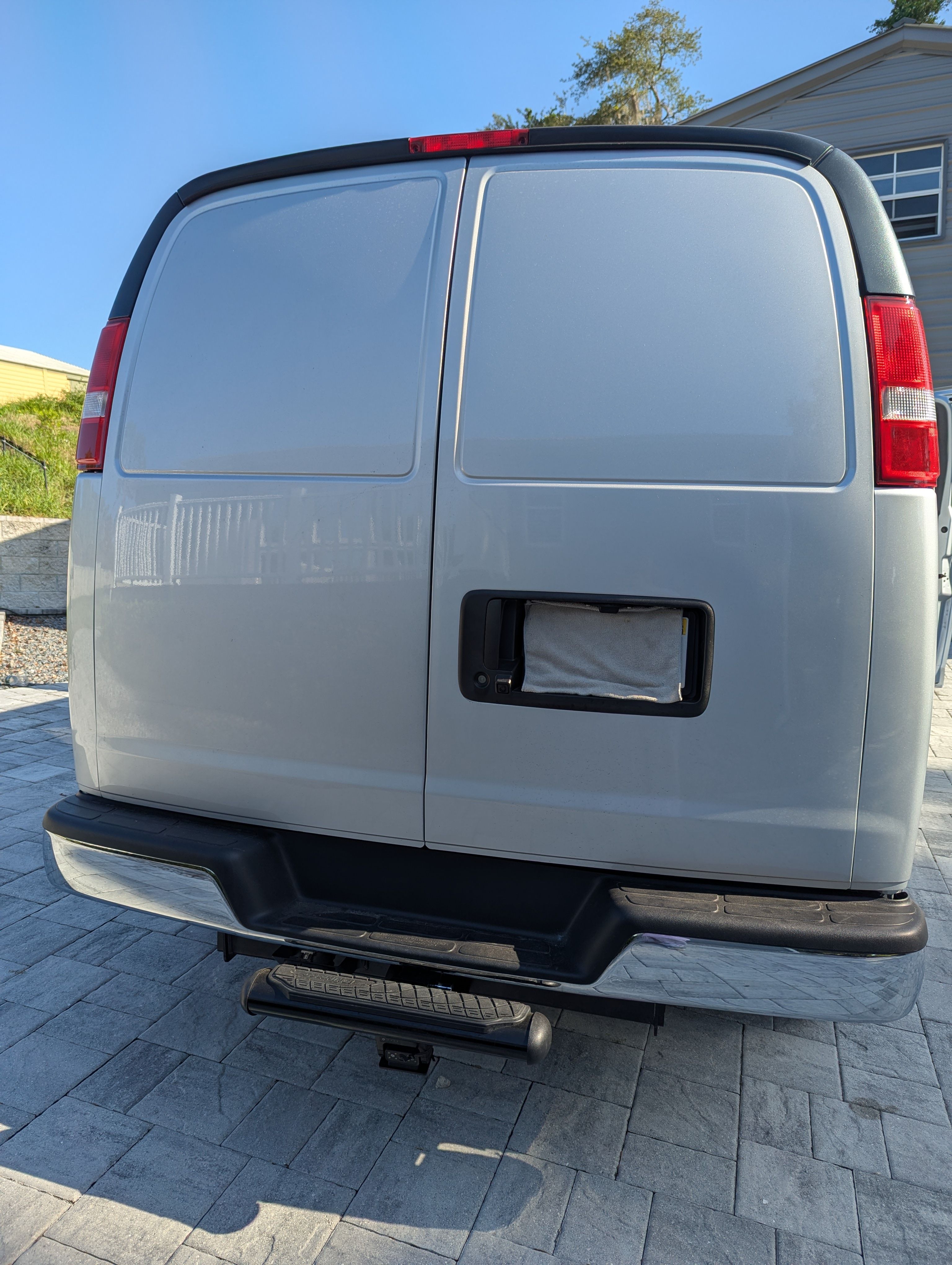 Used 2025 Chevrolet Express 2500 w/ Driver Convenience Package RWD image 20