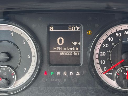 Used 2017 RAM 2500 Tradesman w/ Chrome Appearance Group AWD/4WD image 11