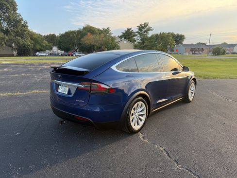 Used 2019 Tesla Model X P100D AWD/4WD image 9