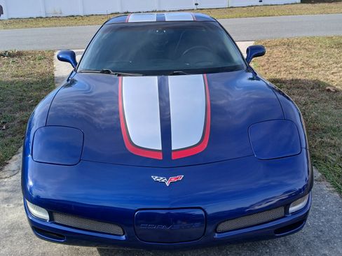 Used 2004 Chevrolet Corvette Z06 w/ Z06 Preferred Equipment Group image 2