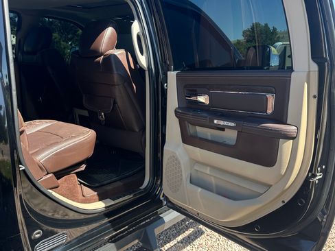 Used 2014 RAM 2500 Longhorn w/ Convenience Group AWD/4WD image 10