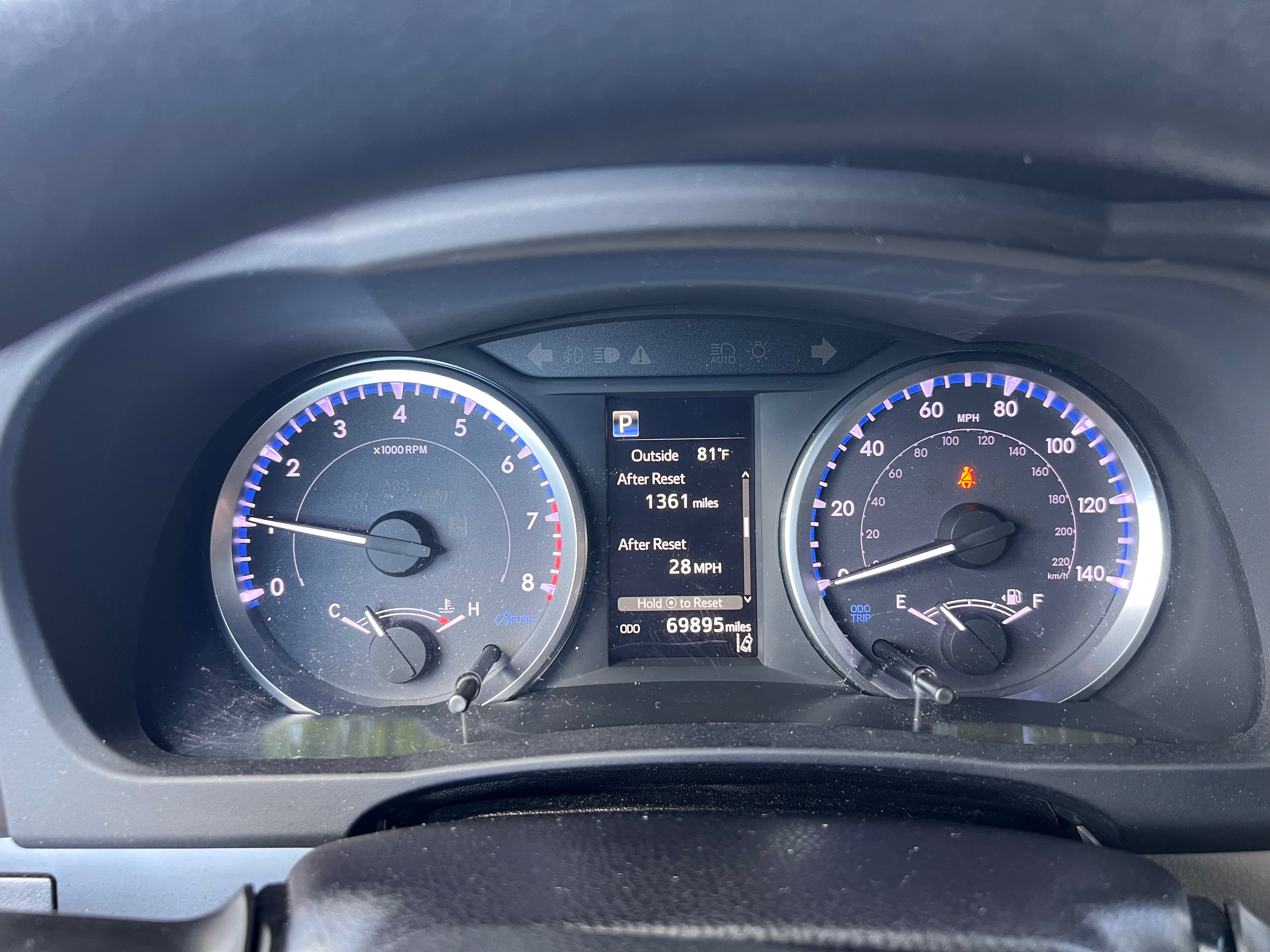 Used 2019 Toyota Highlander LE FWD image 18