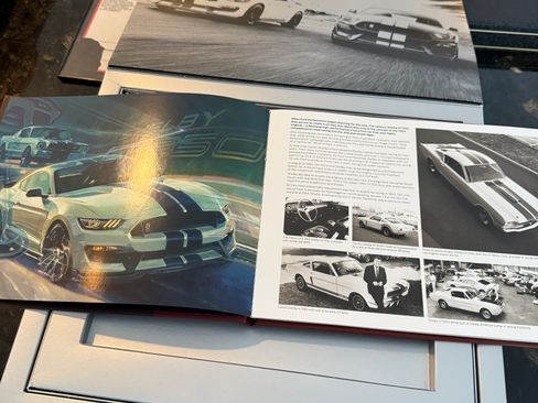 Used 2020 Ford Mustang Shelby GT350 w/ Technology Package image 22