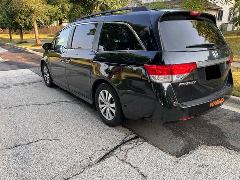 Used 2017 Honda Odyssey EX-L image 2