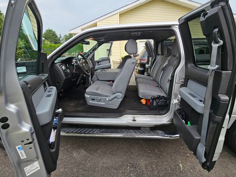 Used 2012 Ford F150 XLT w/ XLT Chrome Pkg image 12