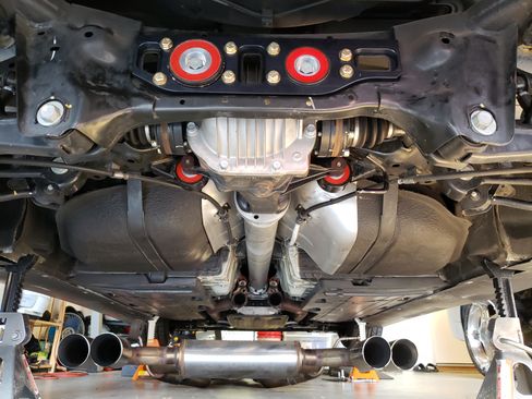 Used 2014 Hyundai Genesis 3.8 image 12