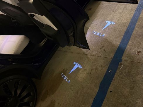 Used 2021 Tesla Model Y Performance image 28