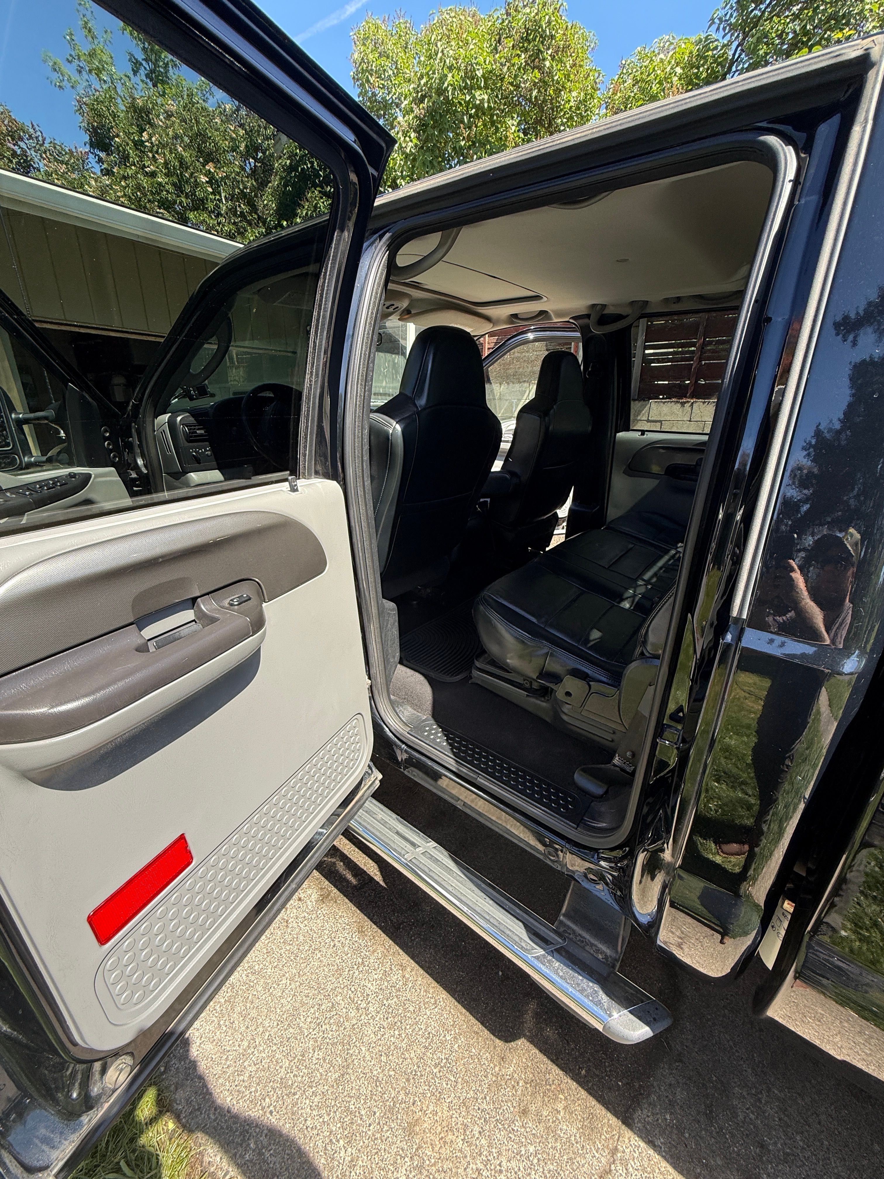 Used 2006 Ford F350 XLT AWD/4WD image 14
