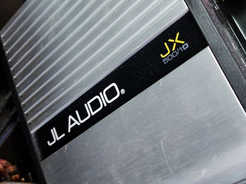 Used 2015 Ford F150 Platinum w/ Equipment Group 701A Luxury image 23