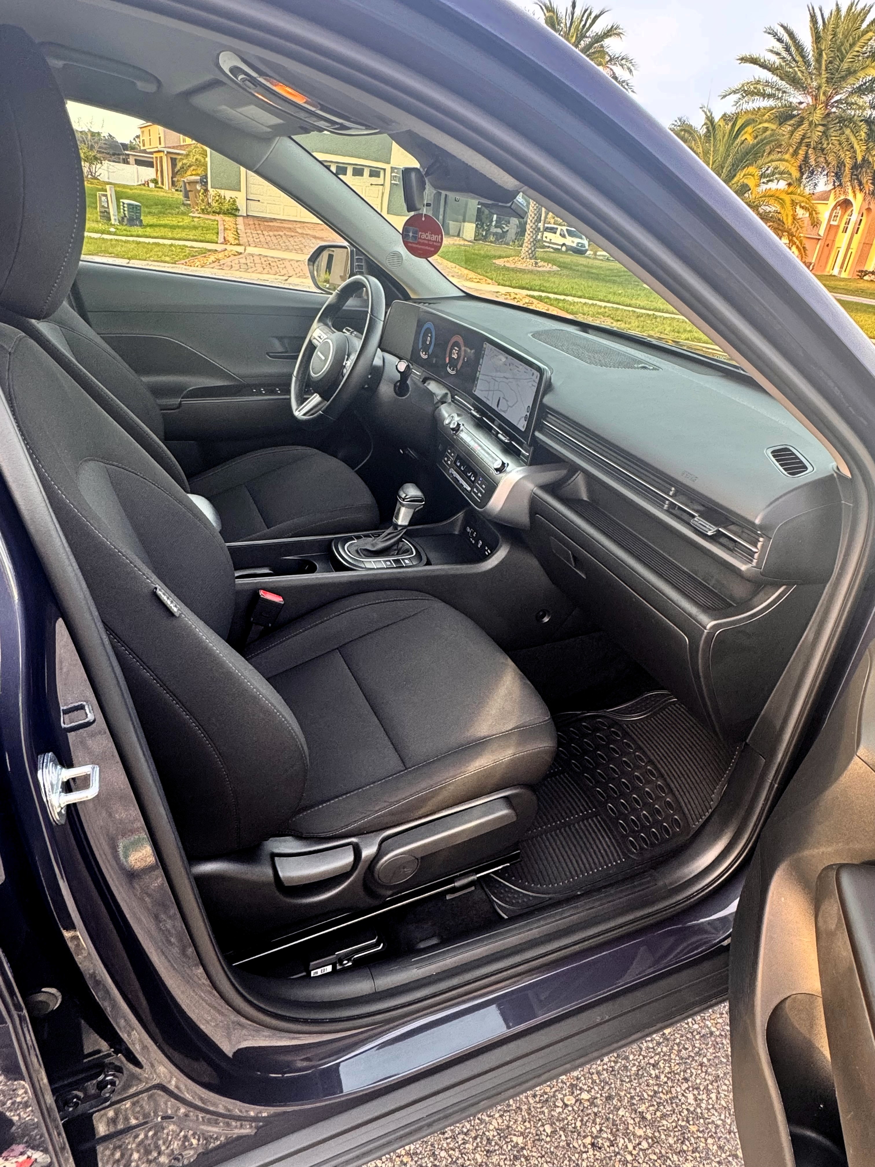 Used 2025 Hyundai Kona SEL AWD/4WD image 8