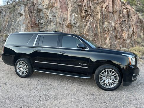 Used 2018 GMC Yukon XL Denali w/ Open Road Package image 13