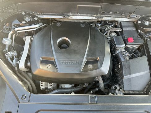 Used 2016 Volvo XC90 T6 AWD/4WD image 16