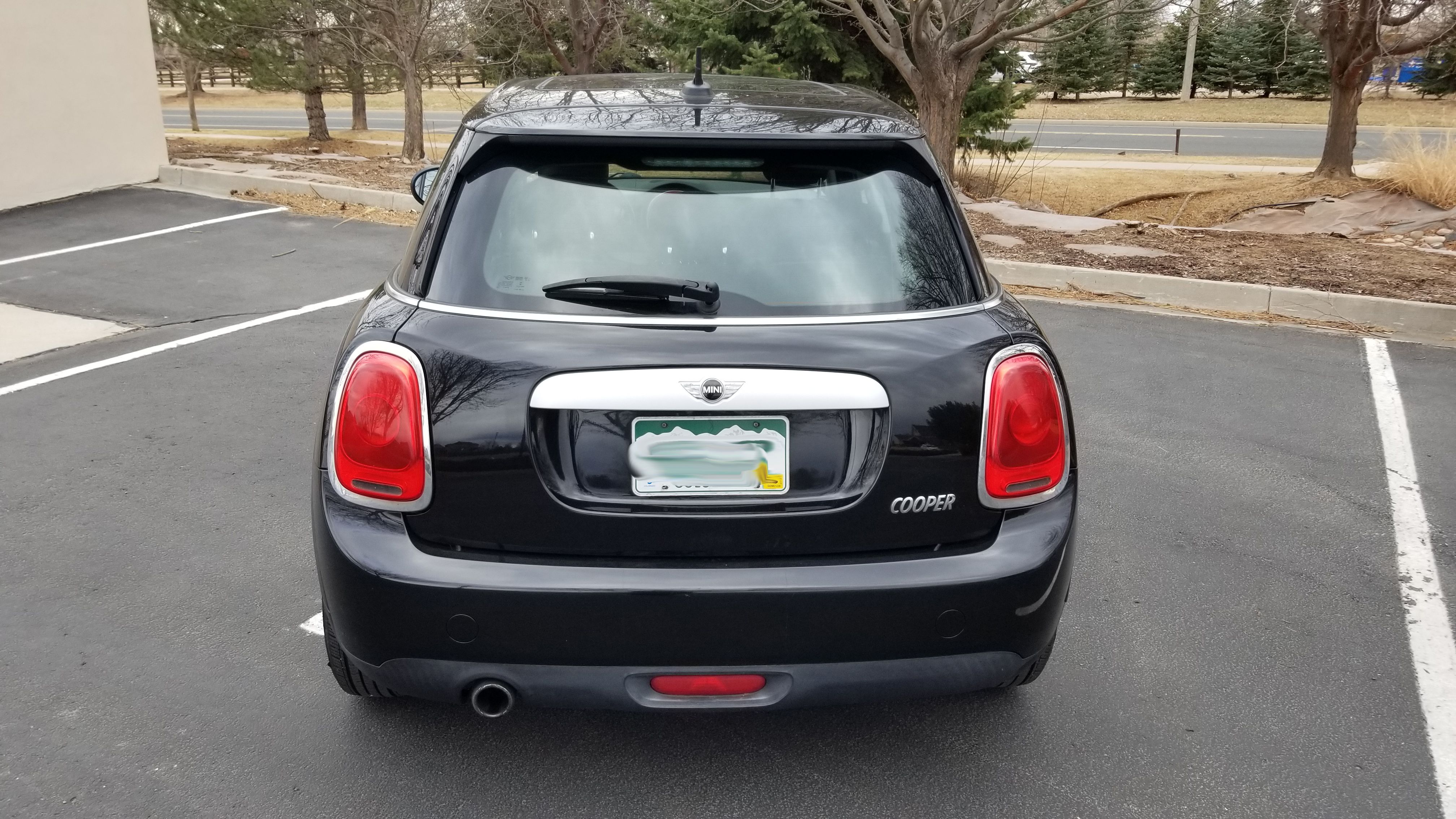 Used 2015 MINI Cooper 4-Door Hardtop FWD image 5