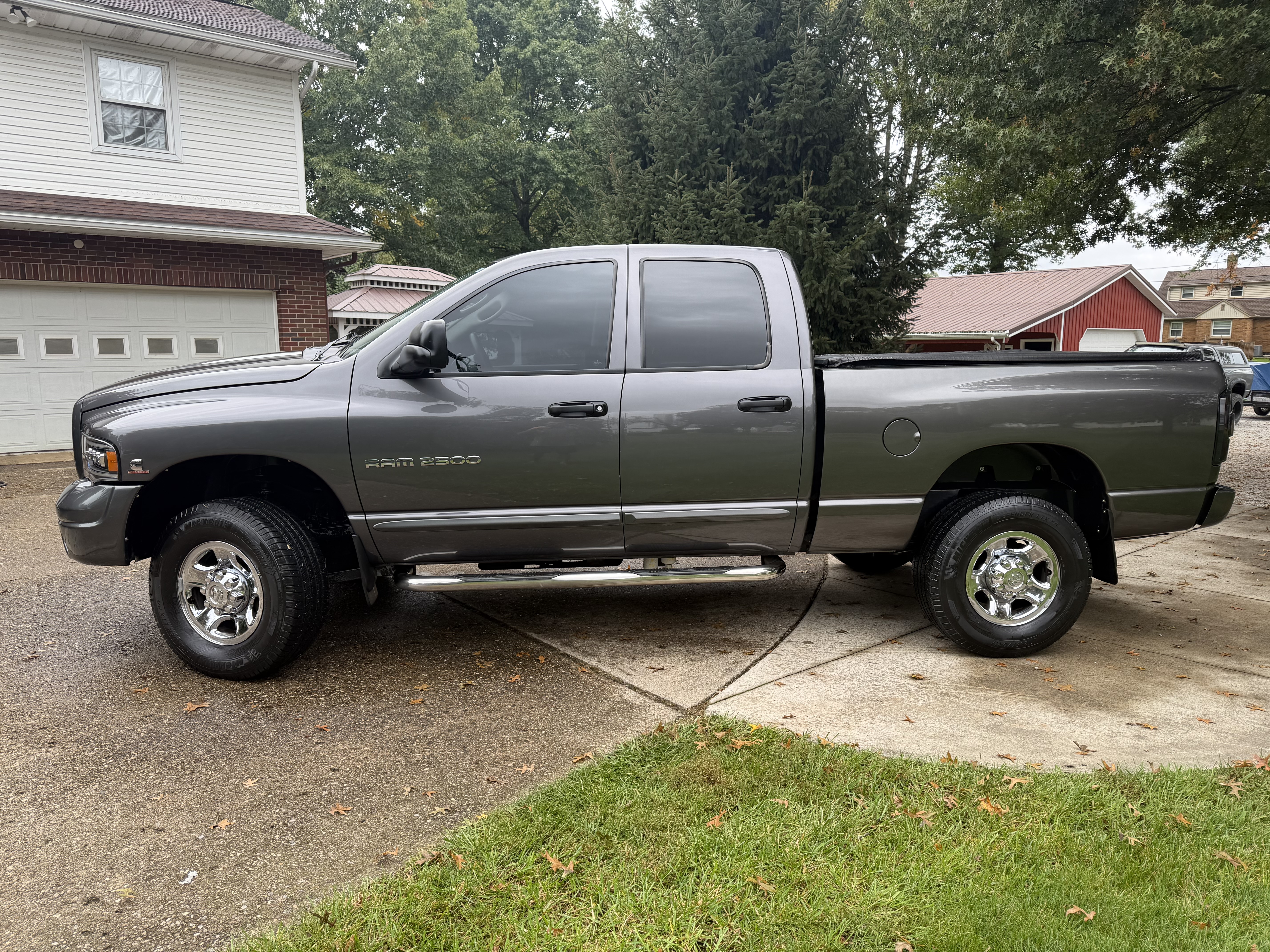 Used 2003 Dodge Ram 2500 Truck 4x4 Quad Cab image 2