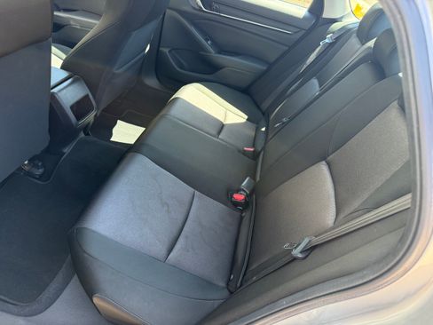 Used 2019 Honda Accord LX image 14