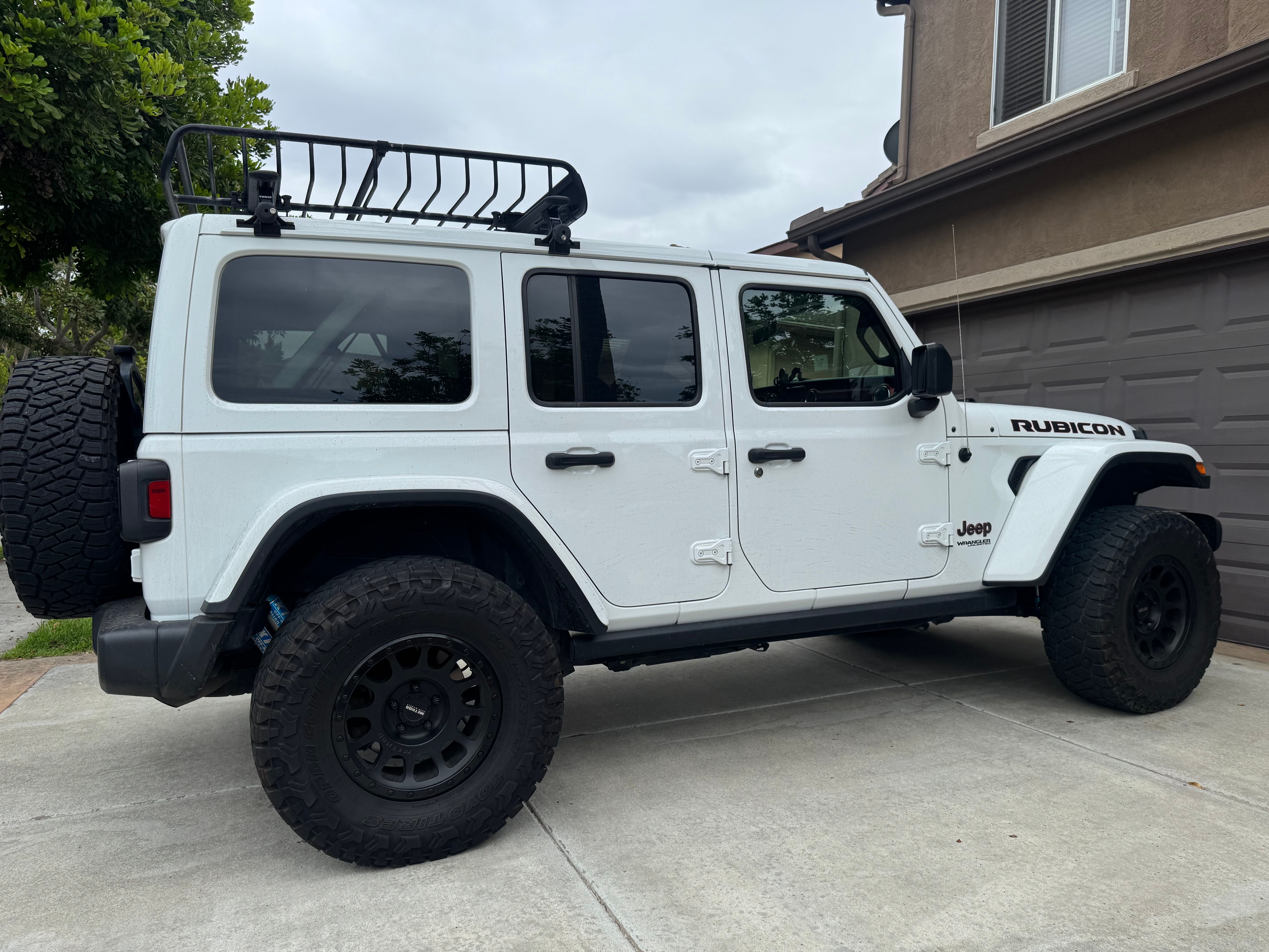 Used 2021 Jeep Wrangler Unlimited Rubicon AWD/4WD image 2