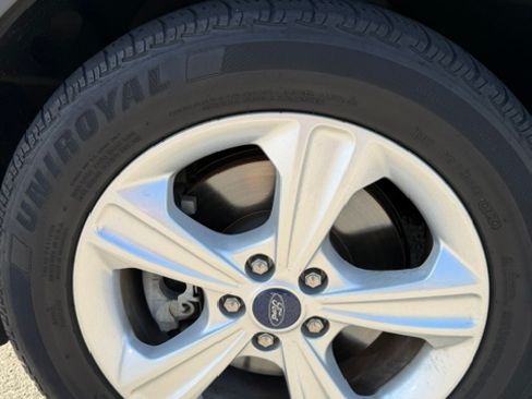 Used 2013 Ford Escape SE FWD image 8