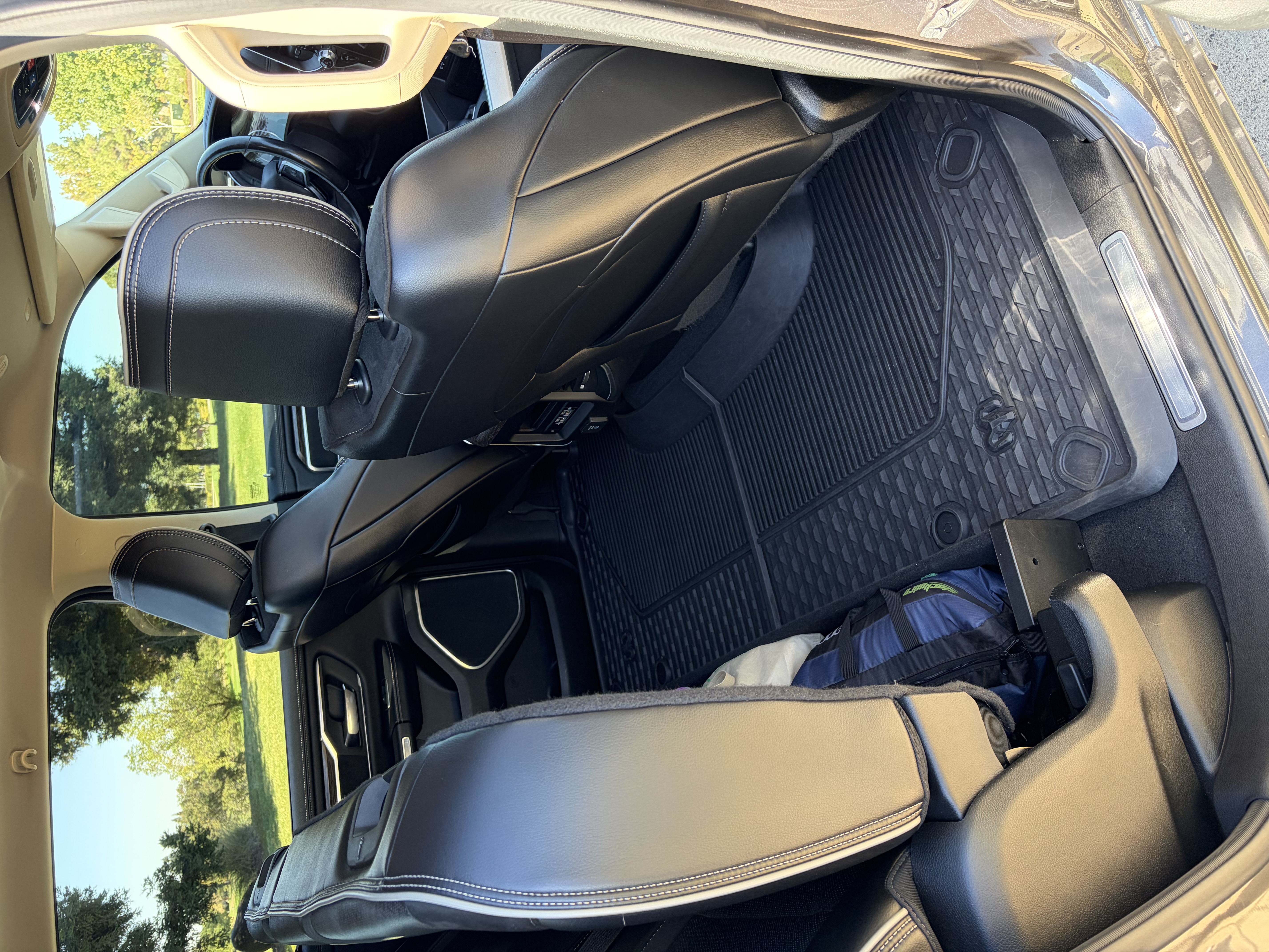 Used 2019 RAM 1500 Laramie AWD/4WD image 26