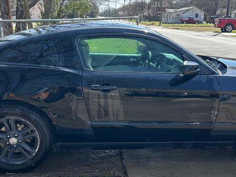 Used 2014 Ford Mustang Premium w/ Equipment Group 201A image 11