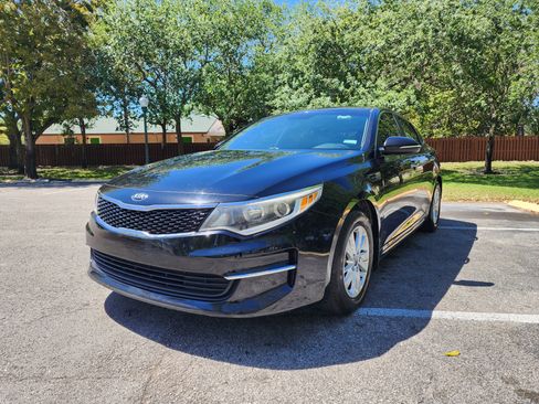 Used 2018 Kia Optima LX image 4