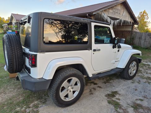 Used 2012 Jeep Wrangler Sahara w/ Connectivity Group image 2