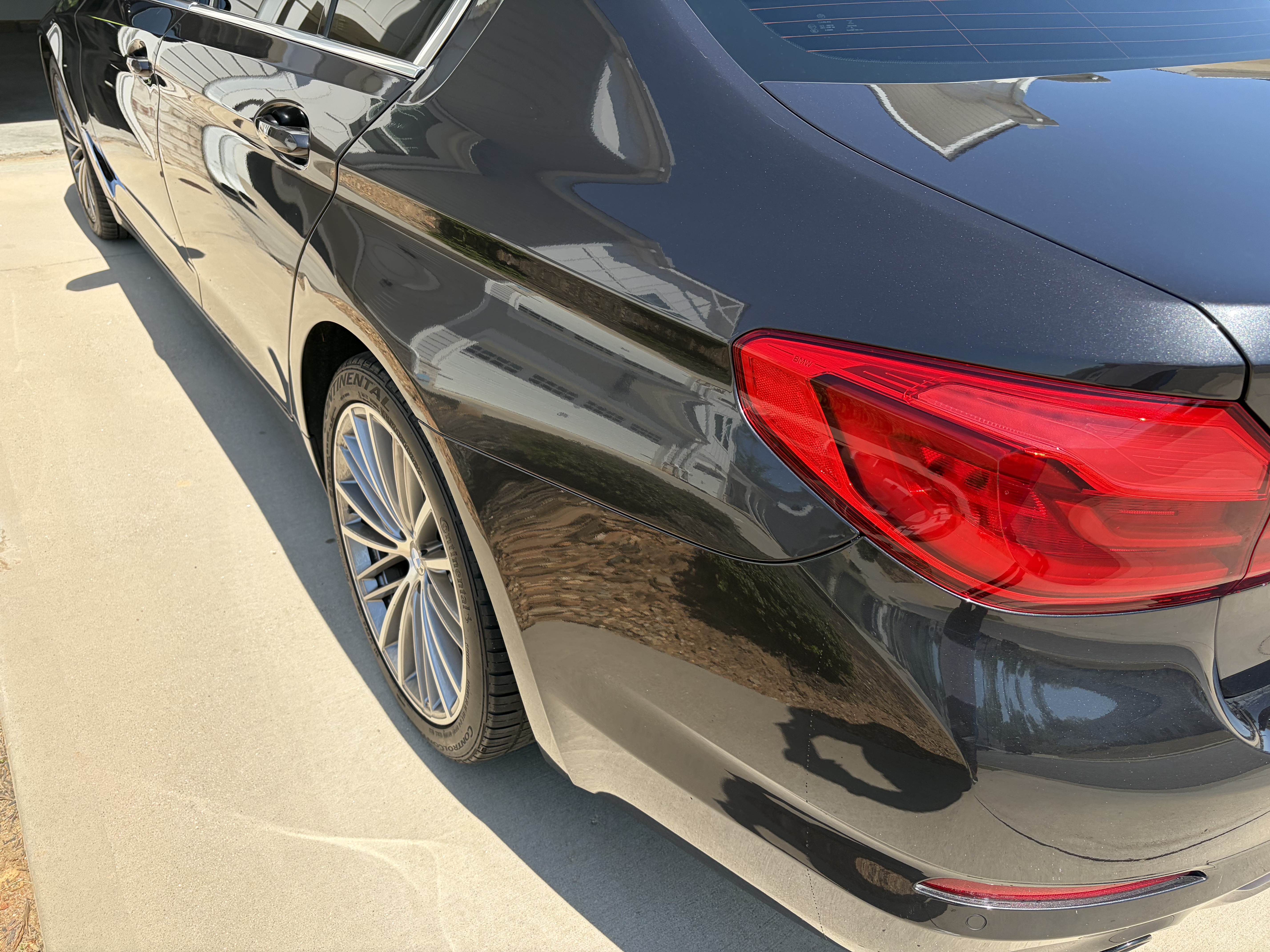 Used 2019 BMW 530i xDrive w/ Convenience Package AWD/4WD image 5
