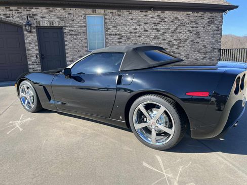 Used 2010 Chevrolet Corvette Convertible 2D w/ Preferred Equipment Group image 12