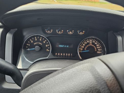 Used 2013 Ford F150 XLT image 9