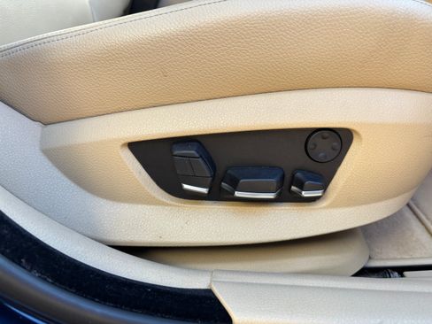 Used 2012 BMW 535i xDrive Sedan image 19