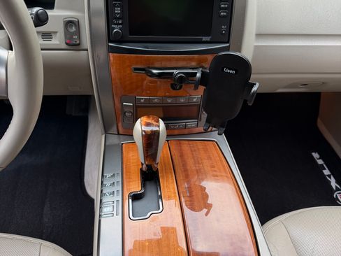 Used 2006 Cadillac XLR RWD image 26